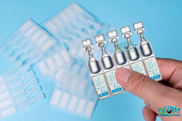 dễ dàng mang theo các tép thuốc nhỏ mắt Lacrifresh để sử dụng khi cần